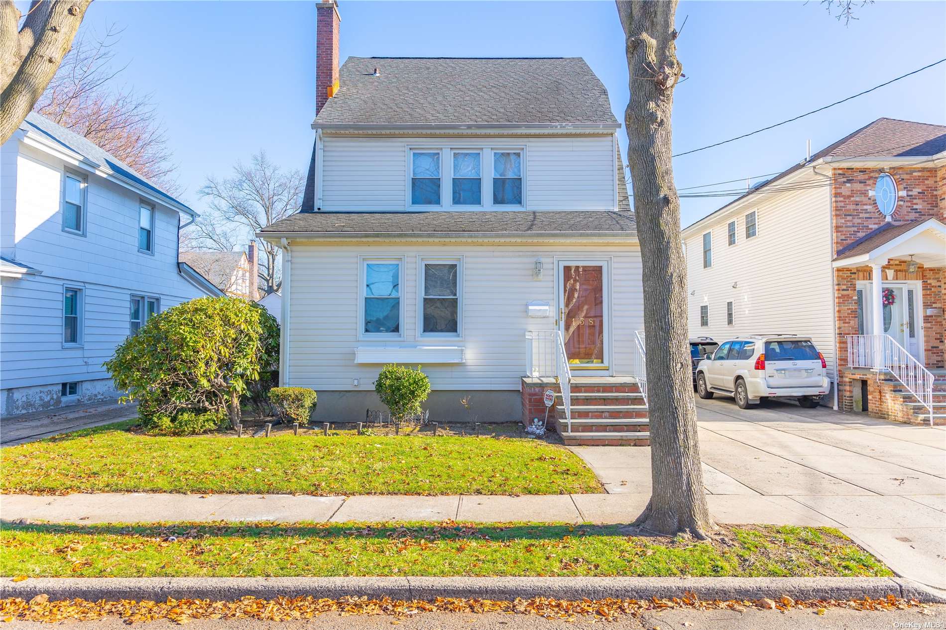 #1 photo, 138 11th Street, ナッソー郡 New Hyde Park , NY 11040