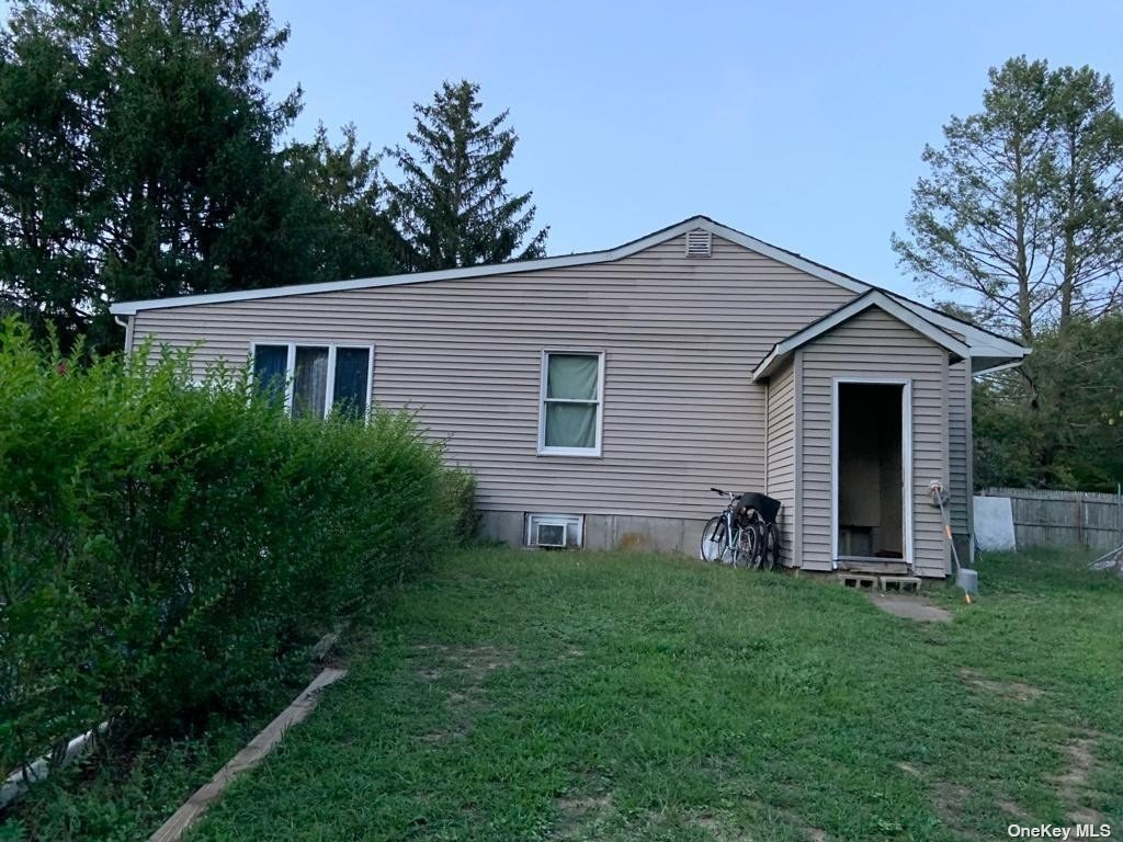 #1 photo, 1543 Osborn Avenue, 東長島 Riverhead , NY 11901