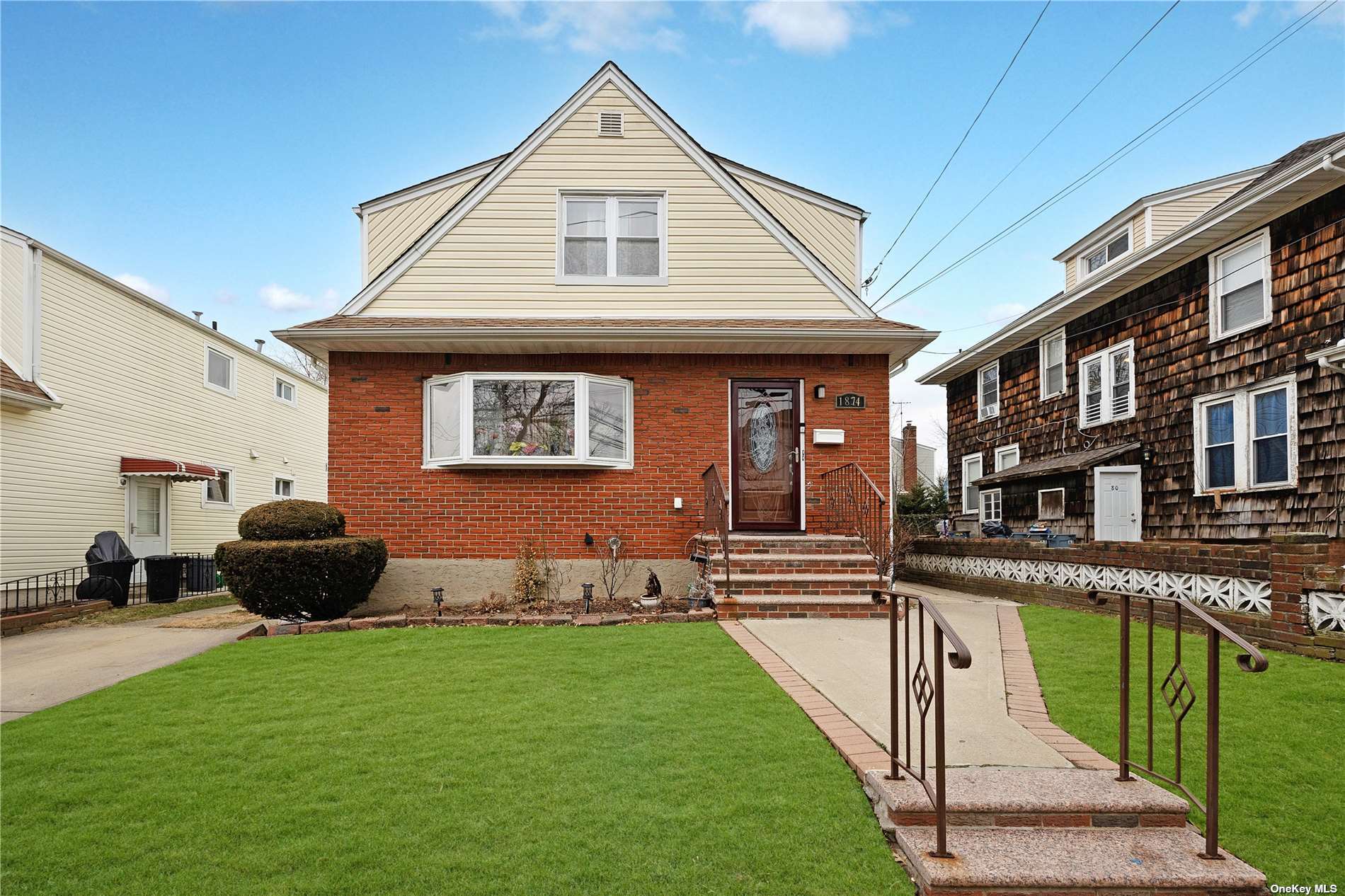 #1 photo, 1874 Chelsea Street, 長島 Elmont , NY 11003