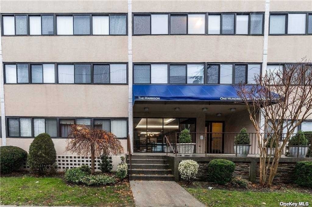 #1 photo, 142 Main Street, 长岛 Mineola , NY 11501