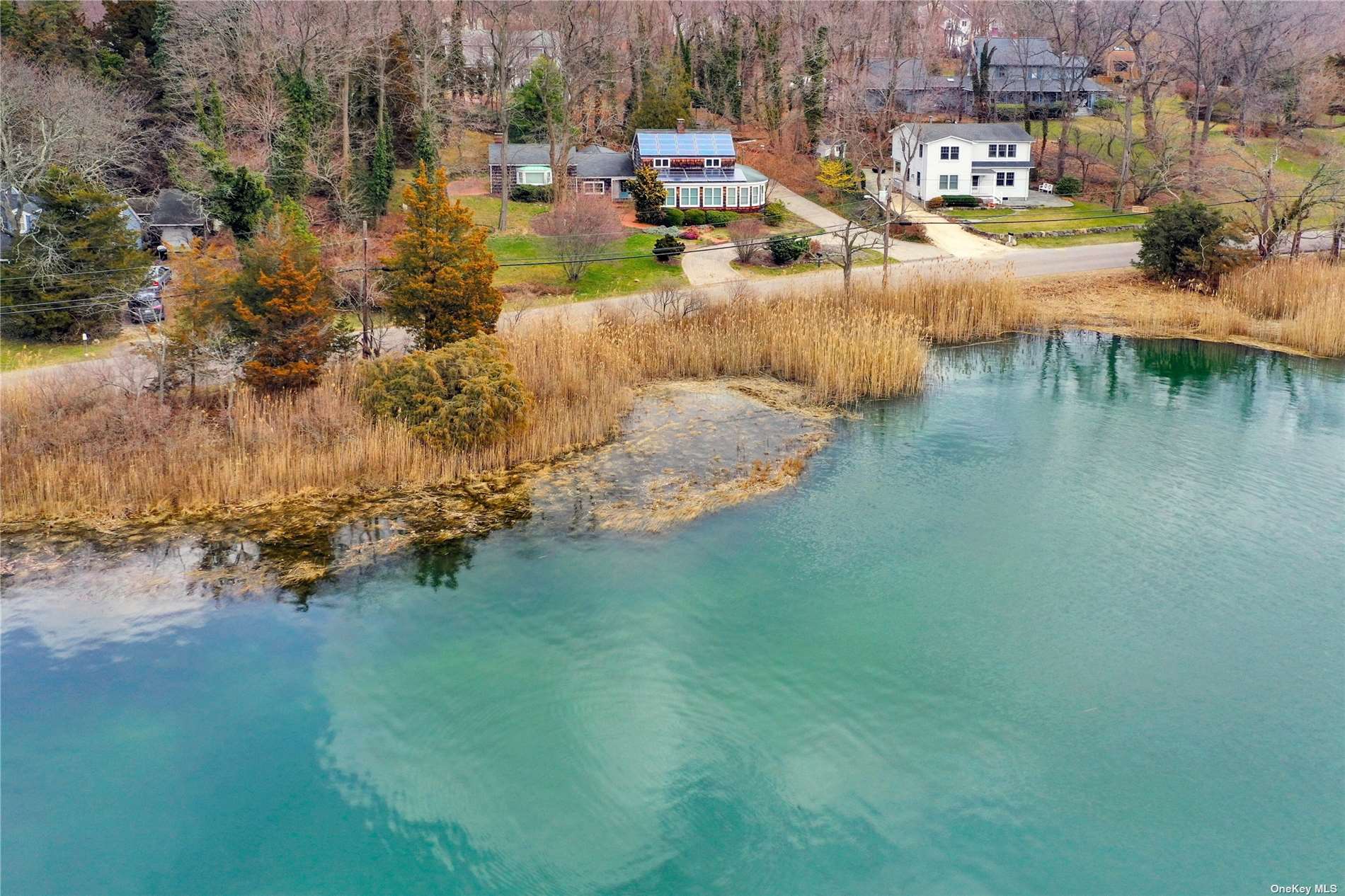 #1 photo, 53 Van Brunt Manor Road, 东长岛 Setauket , NY 11733