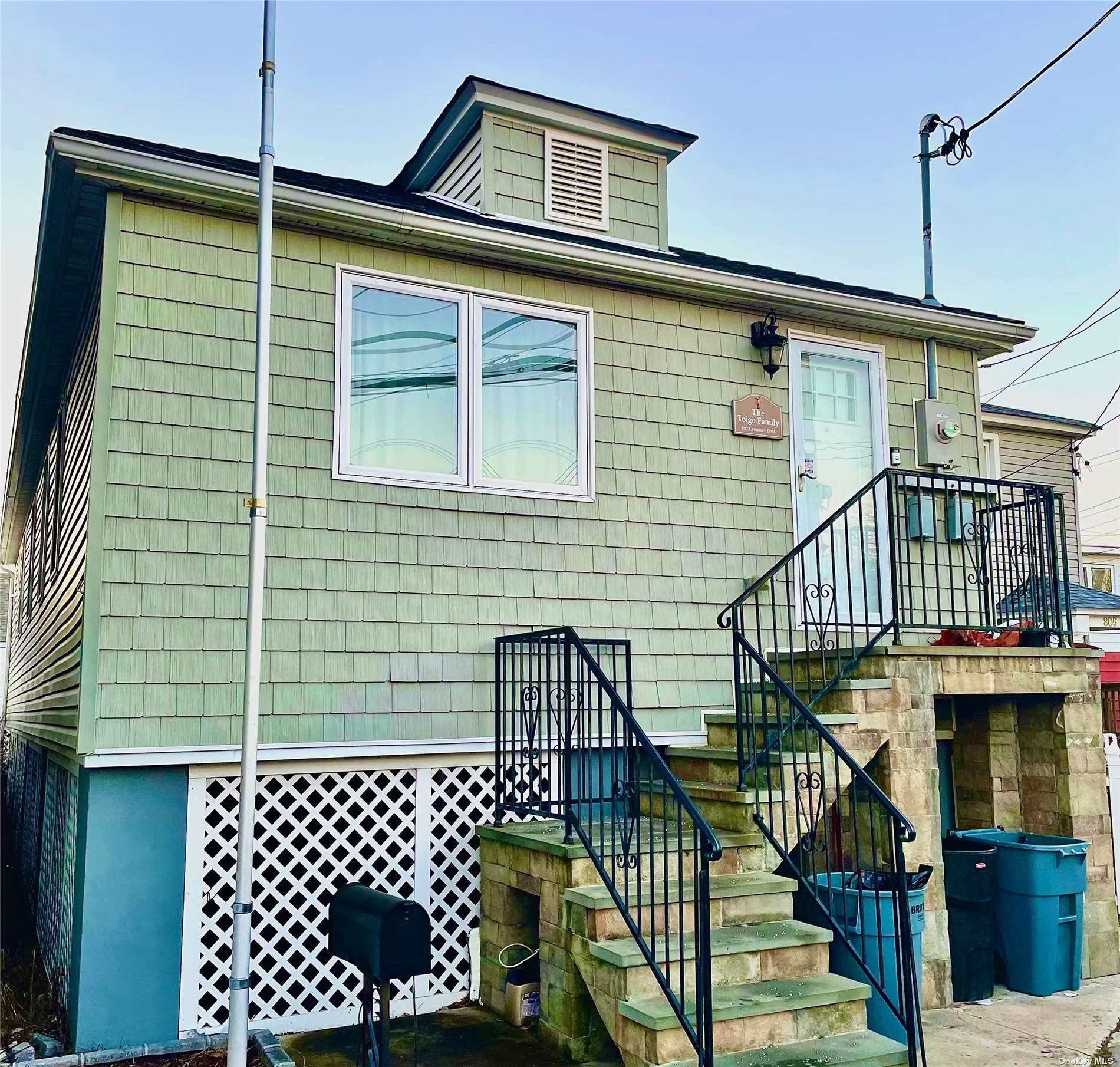 #1 photo, 807 Cross Bay Boulevard, 皇后区 Broad Channel , NY 11693