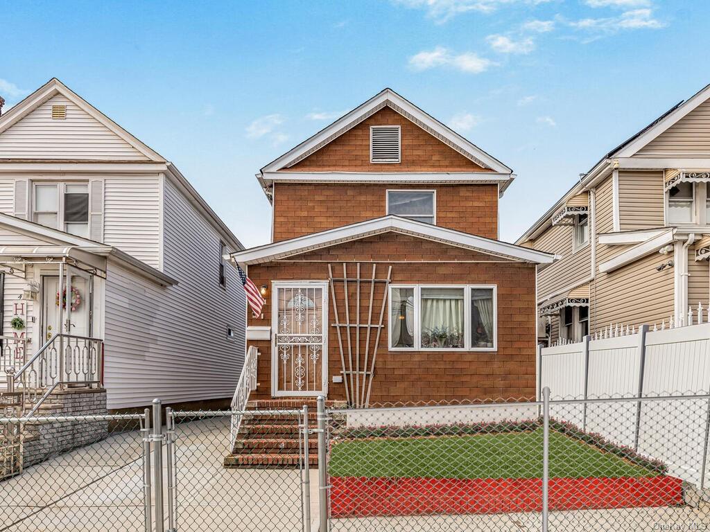 #1 photo, 421 Leland Avenue, 布朗士 Bronx , NY 10473