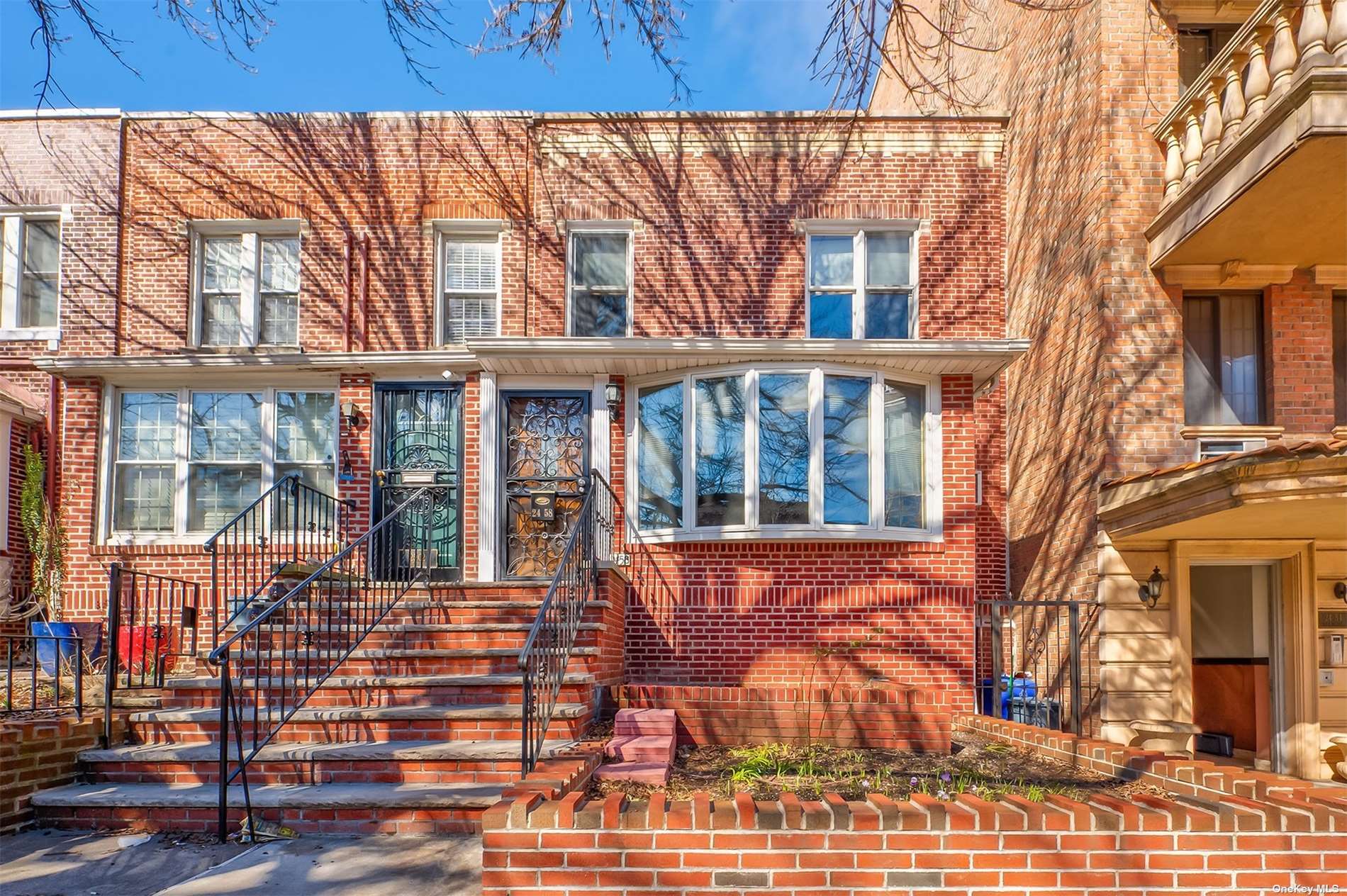 #1 photo, 24-58 37th Street, 皇后區 阿士多利亚 Astoria , NY 11103