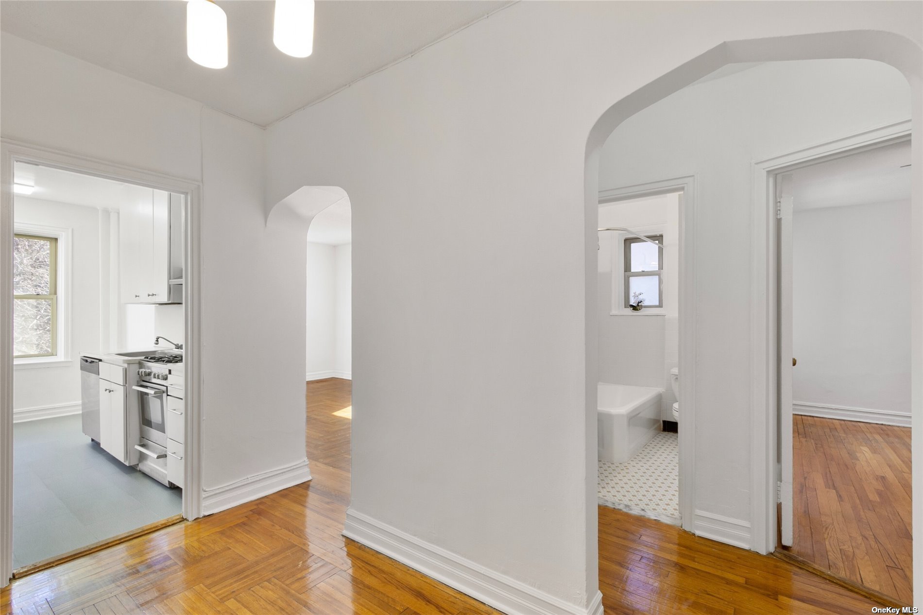 #1 photo, 48-10 43rd Street, 皇后區 Sunnyside , NY 11104