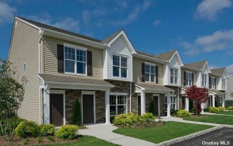 #1 photo, 93 Somerton Avenue, 東長島 Central Islip , NY 11722