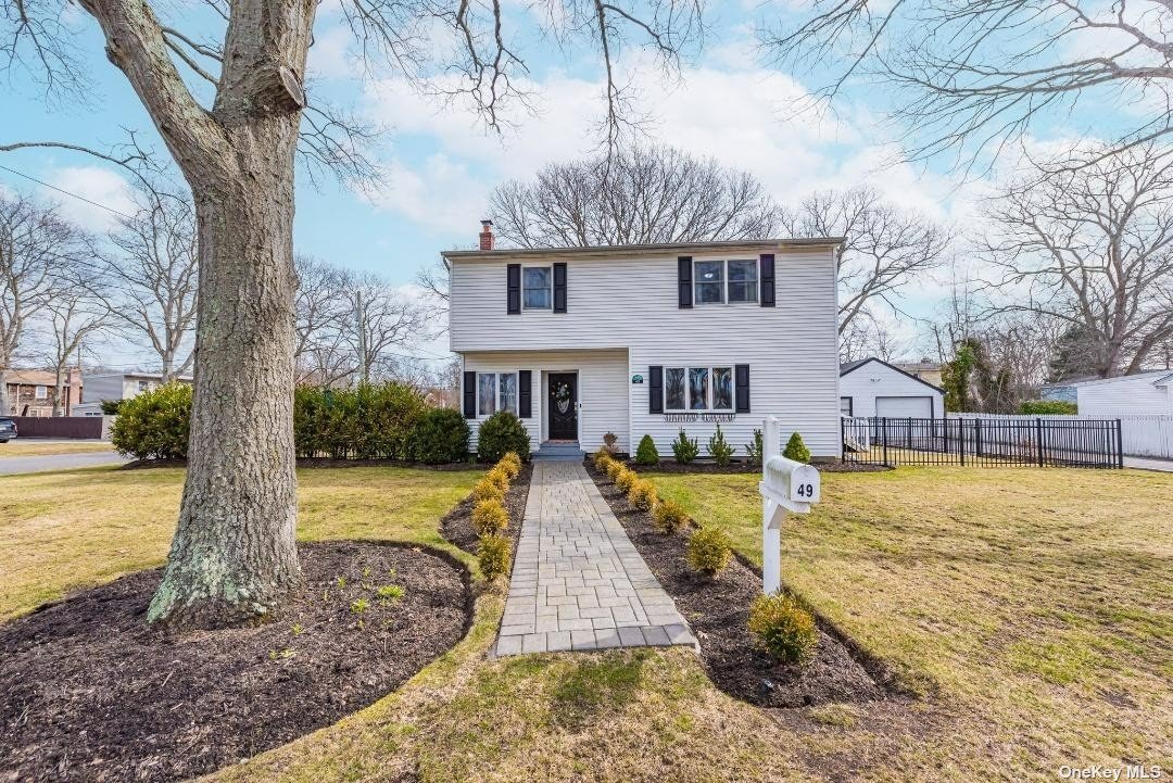 #1 photo, 49 Ridgeway Boulevard, 東長島 海湾 Bay Shore , NY 11706