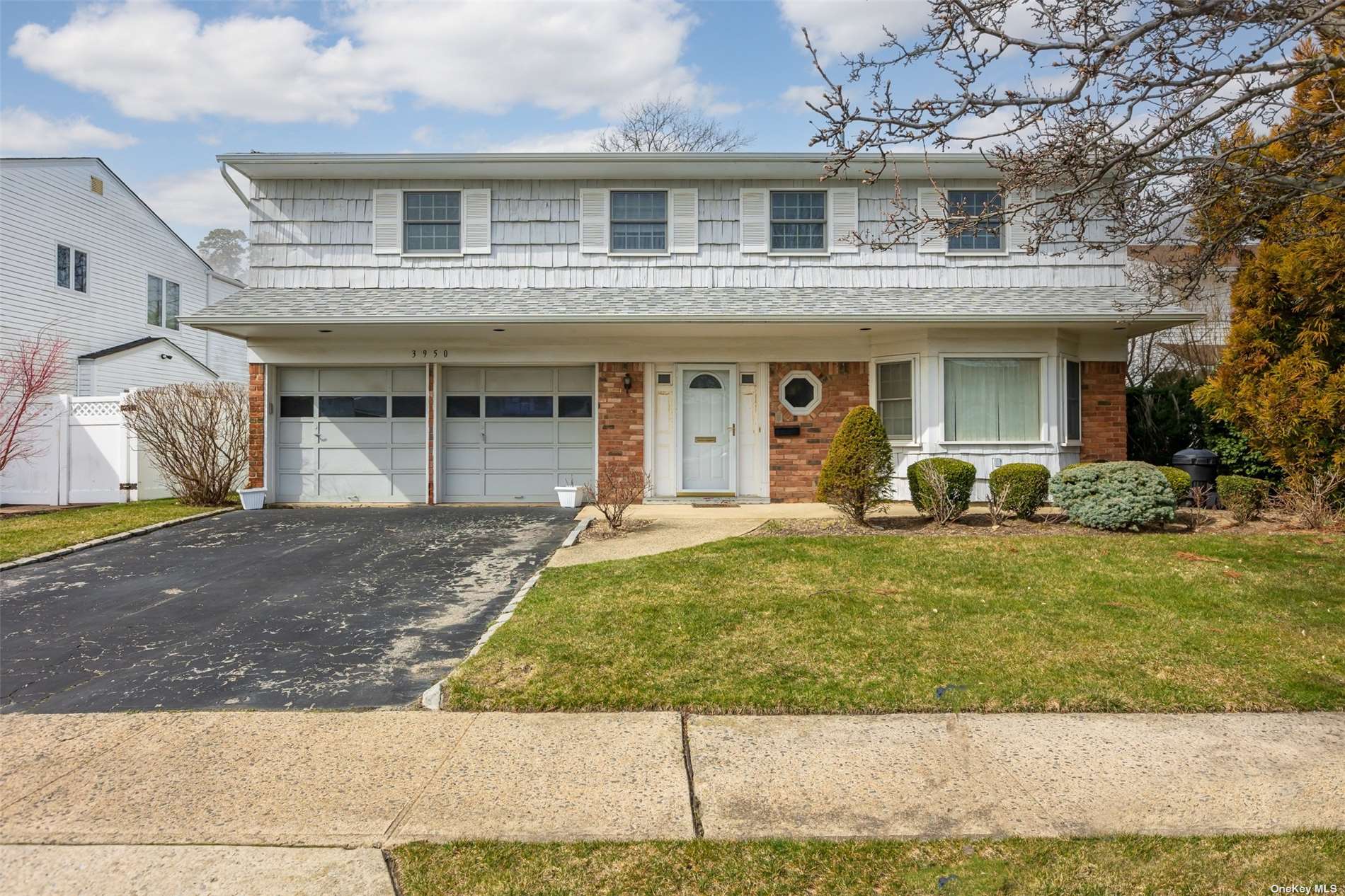 #1 photo, 3950 Bea Court, 長島 Oceanside , NY 11572