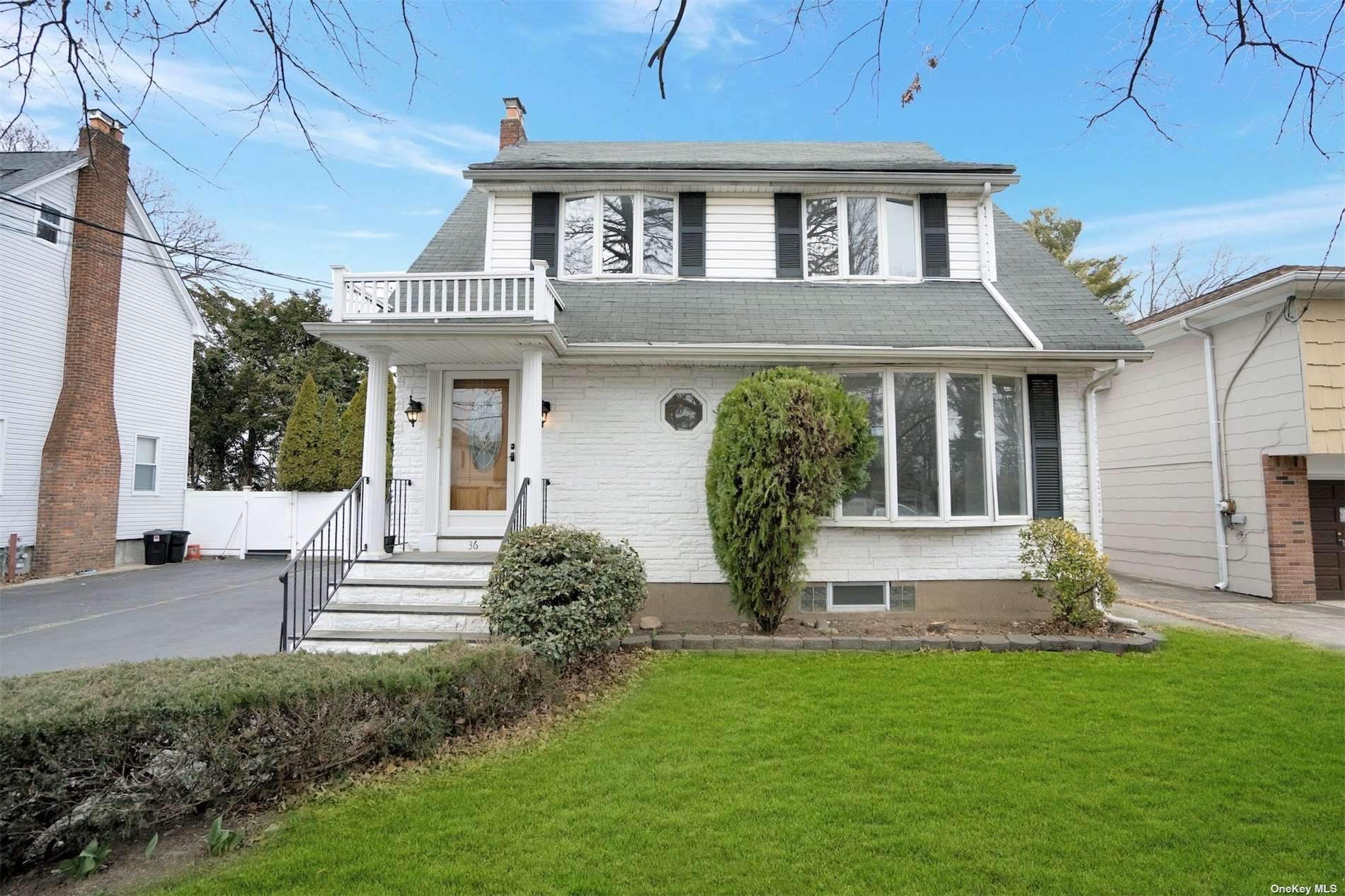 #1 photo, 36 Malverne Avenue, 長島 Malverne , NY 11565