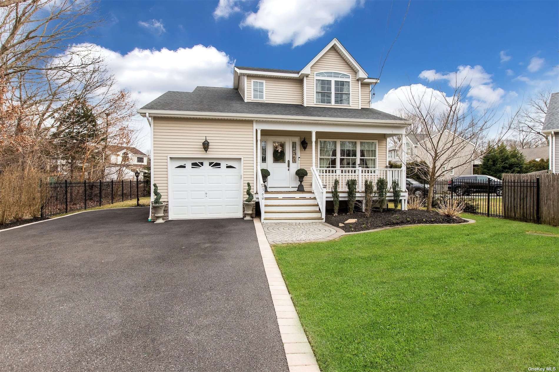 #1 photo, 360 Canal Road, 東長島 Port Jefferson Station , NY 11776