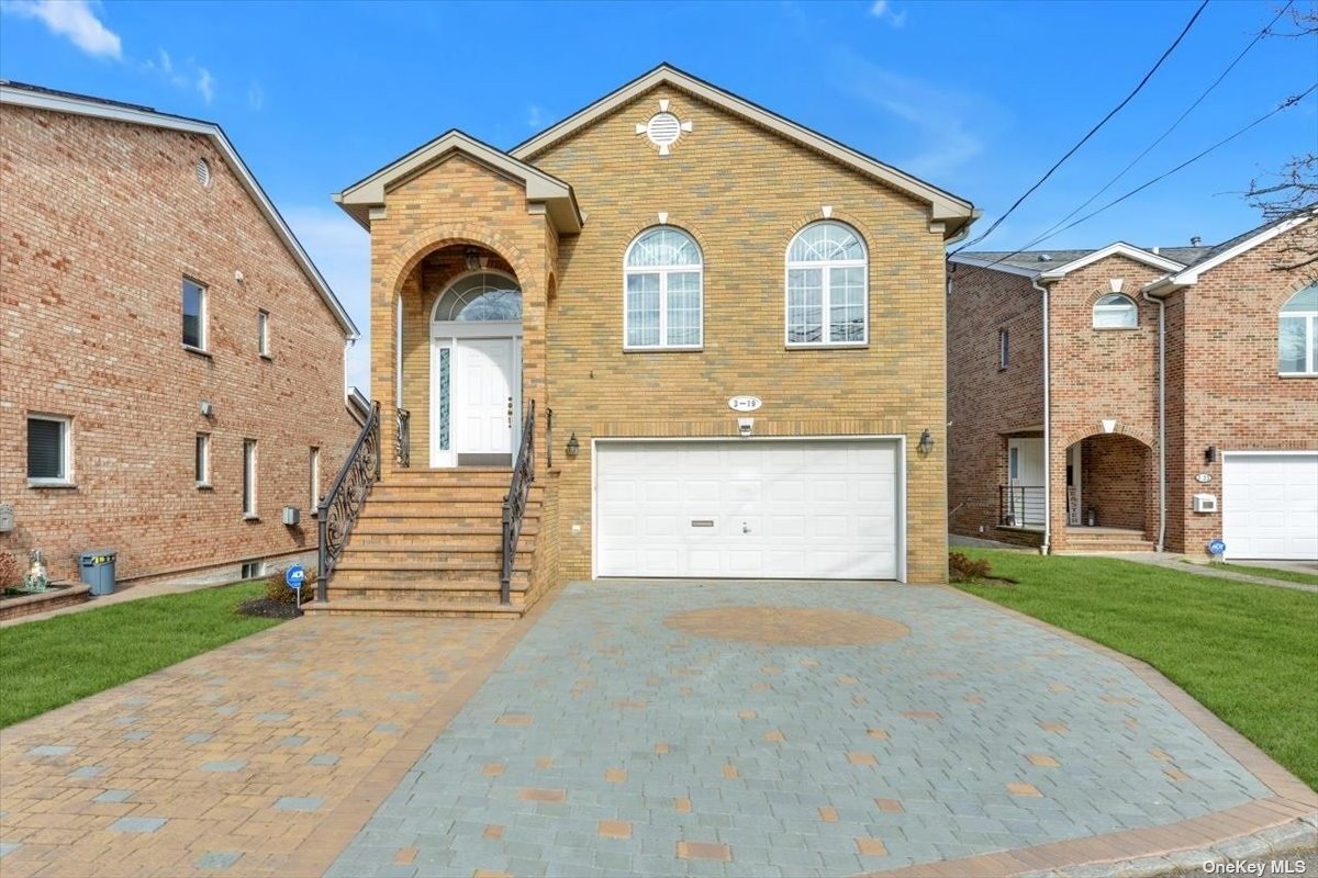 #1 photo, 319 Cresthaven Lane, 皇后區 白石鎮 Whitestone , NY 11357