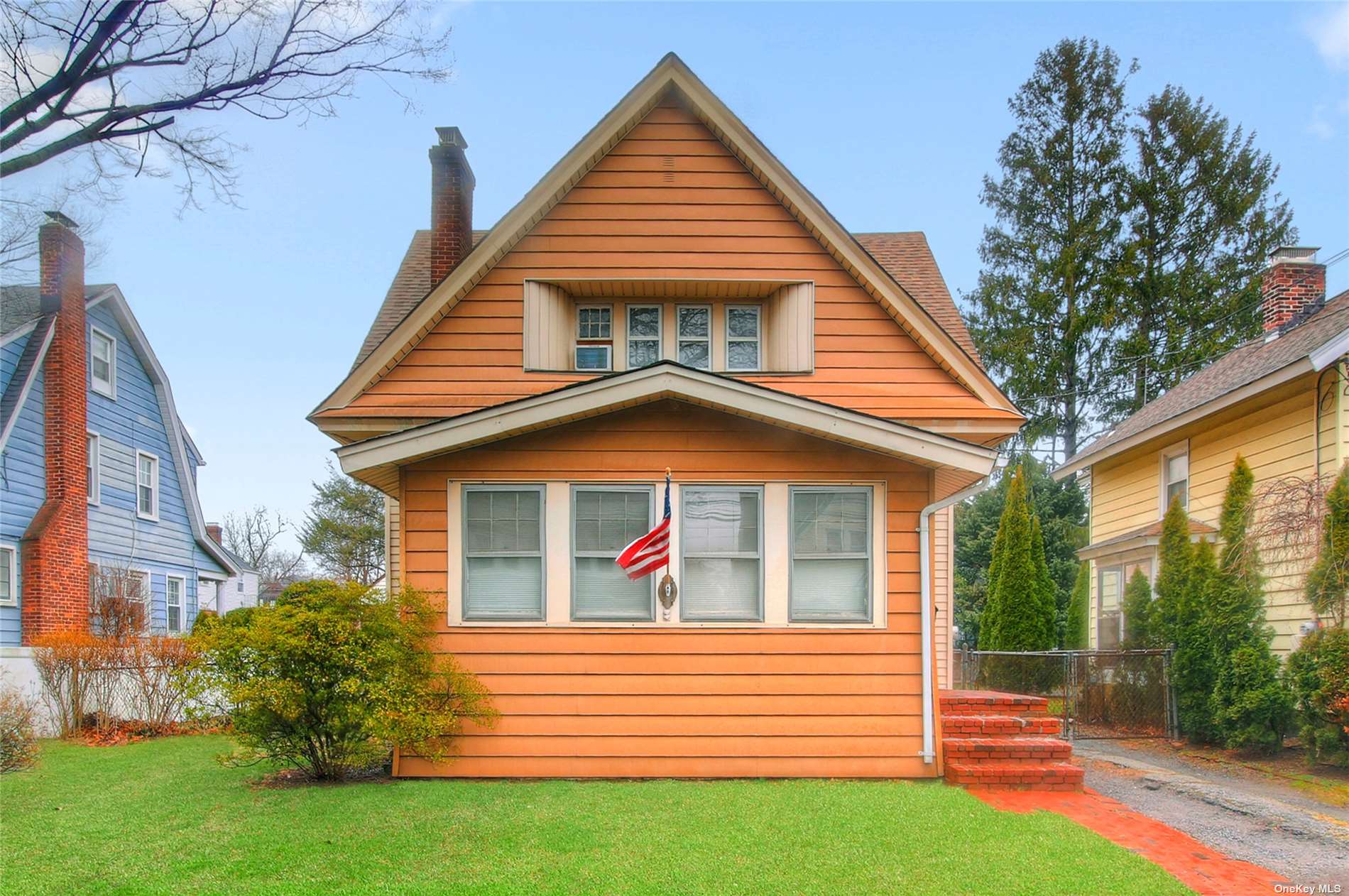 #1 photo, 114 Nassau Avenue, 長島 Malverne , NY 11565