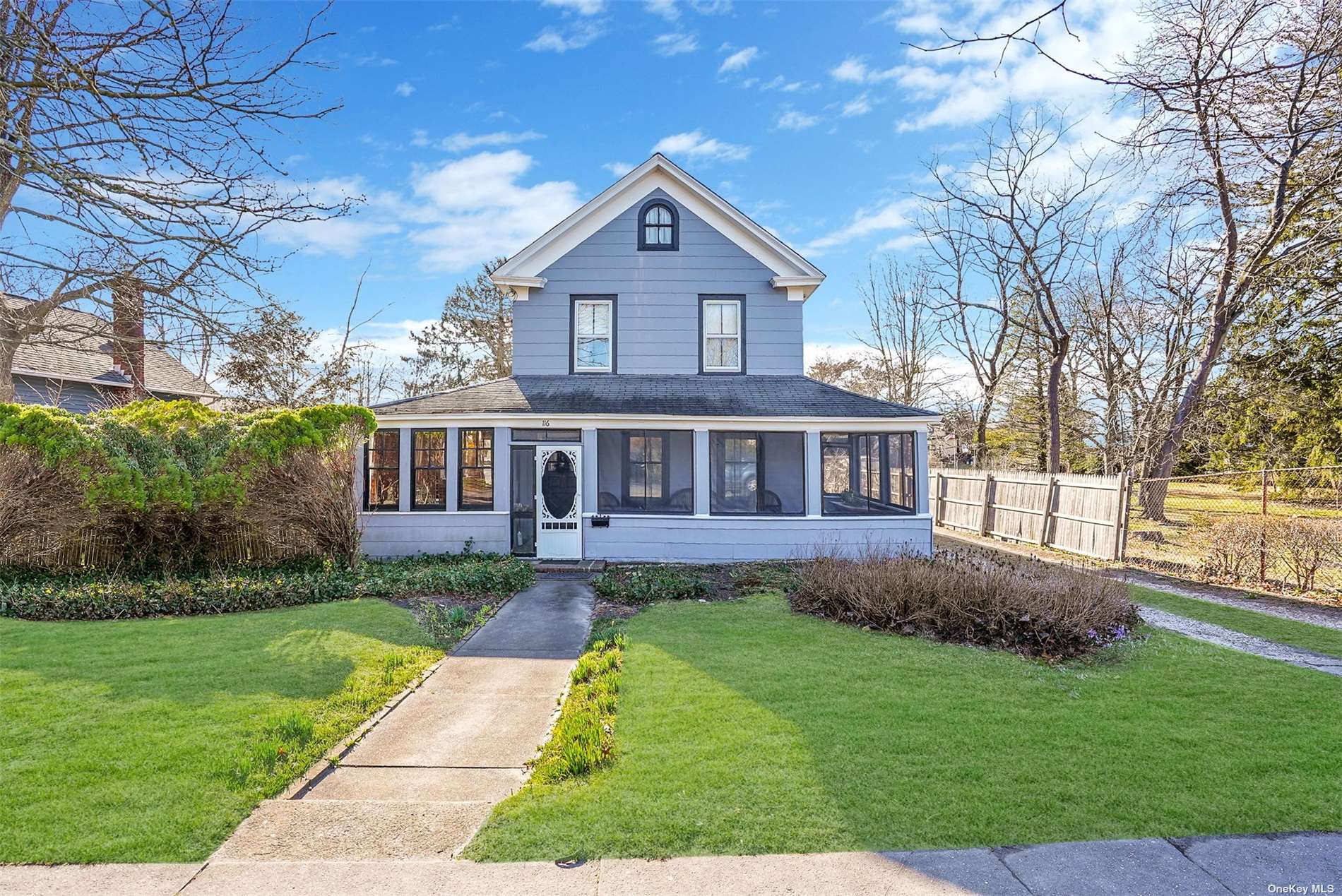 #1 photo, 116 Foster Avenue, 東長島 Sayville , NY 11782