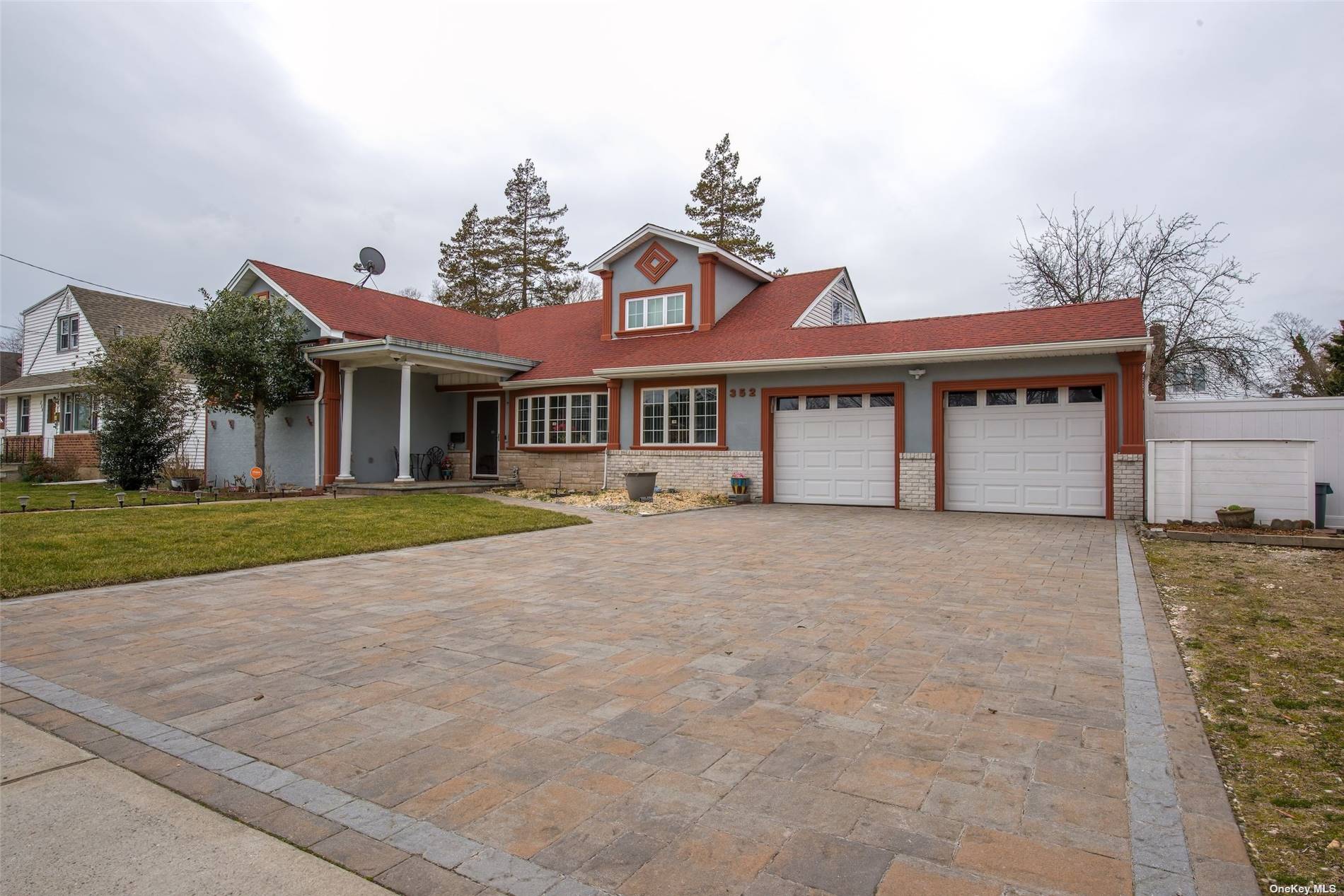 #1 photo, 352 Langley Avenue, 长岛 West Hempstead , NY 11552