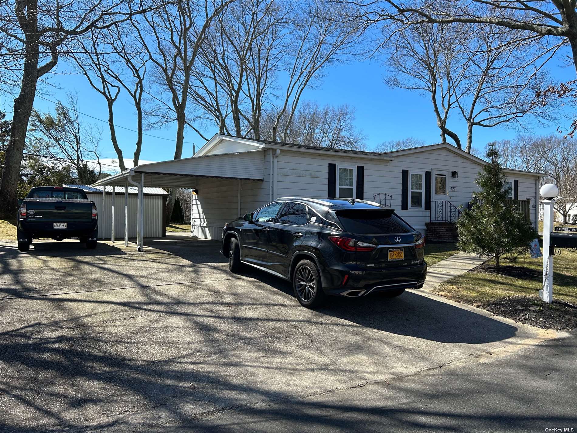 #1 photo, 1661-427 Old Country Rd, Riverhead , NY 11901