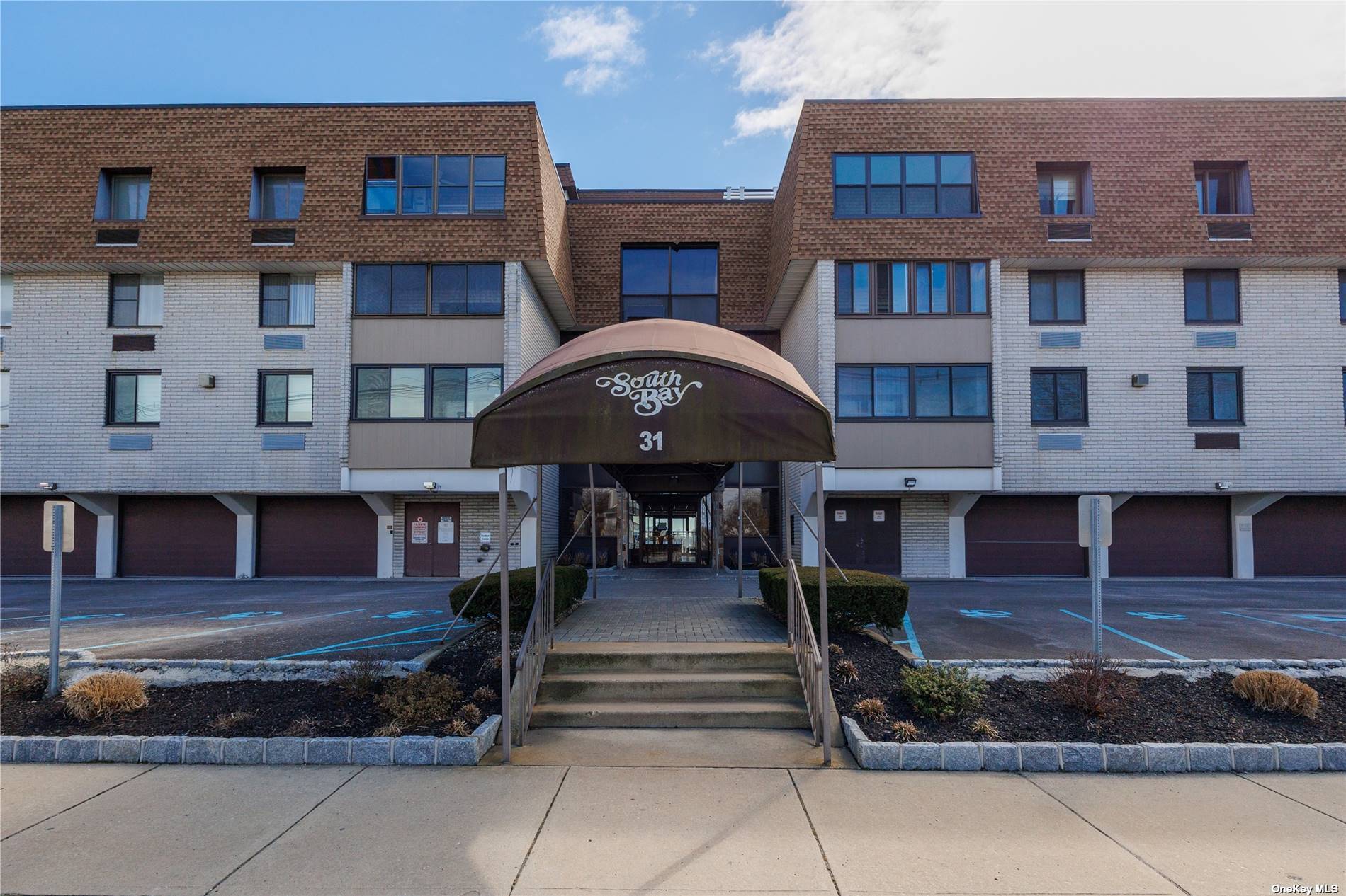 #1 photo, 31 Casino Street, 長島 Freeport , NY 11520