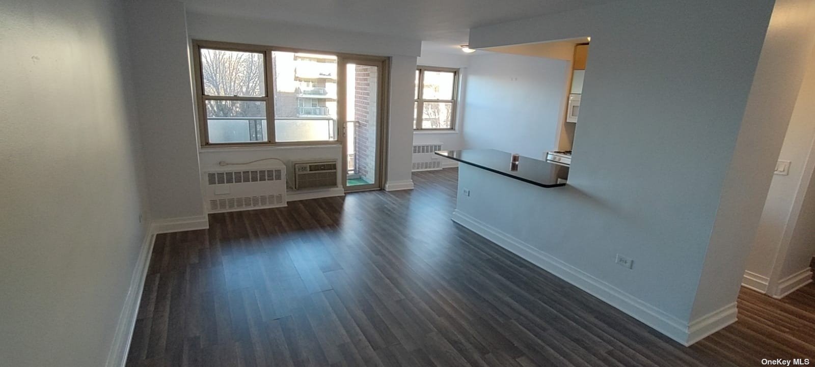 #1 photo, 400 Cozine Avenue, 布鲁克林 Meadowwood At Gateway , NY 11207