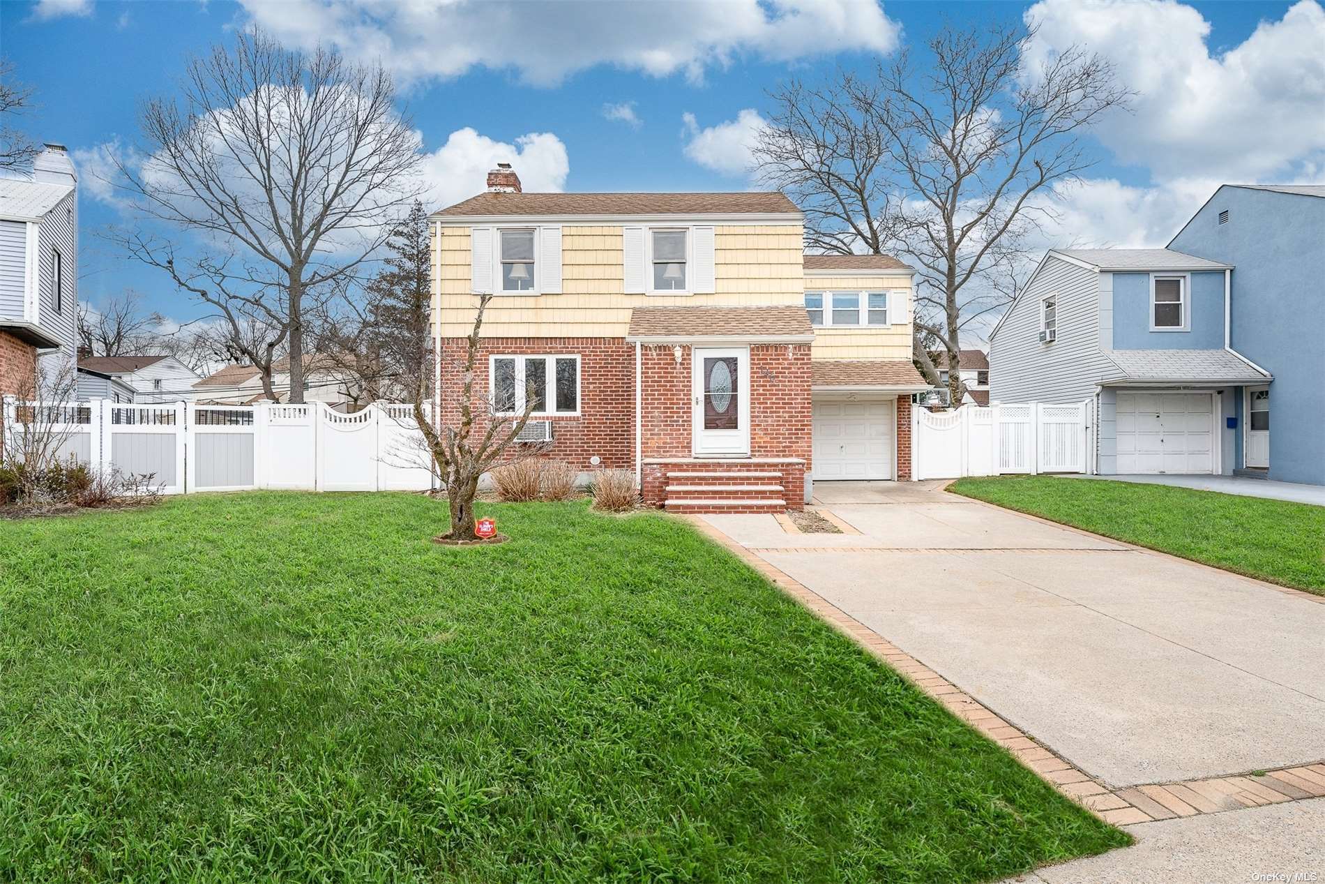 #1 photo, 146 Nassau Street, 長島 Elmont , NY 11003