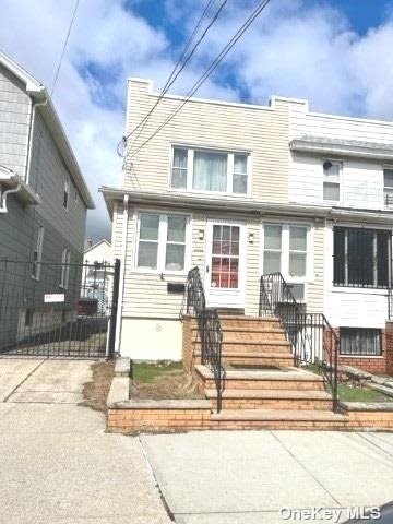 #1 photo, 85-13 Sutter Avenue, 皇后區 奧松公園 Ozone Park , NY 11417