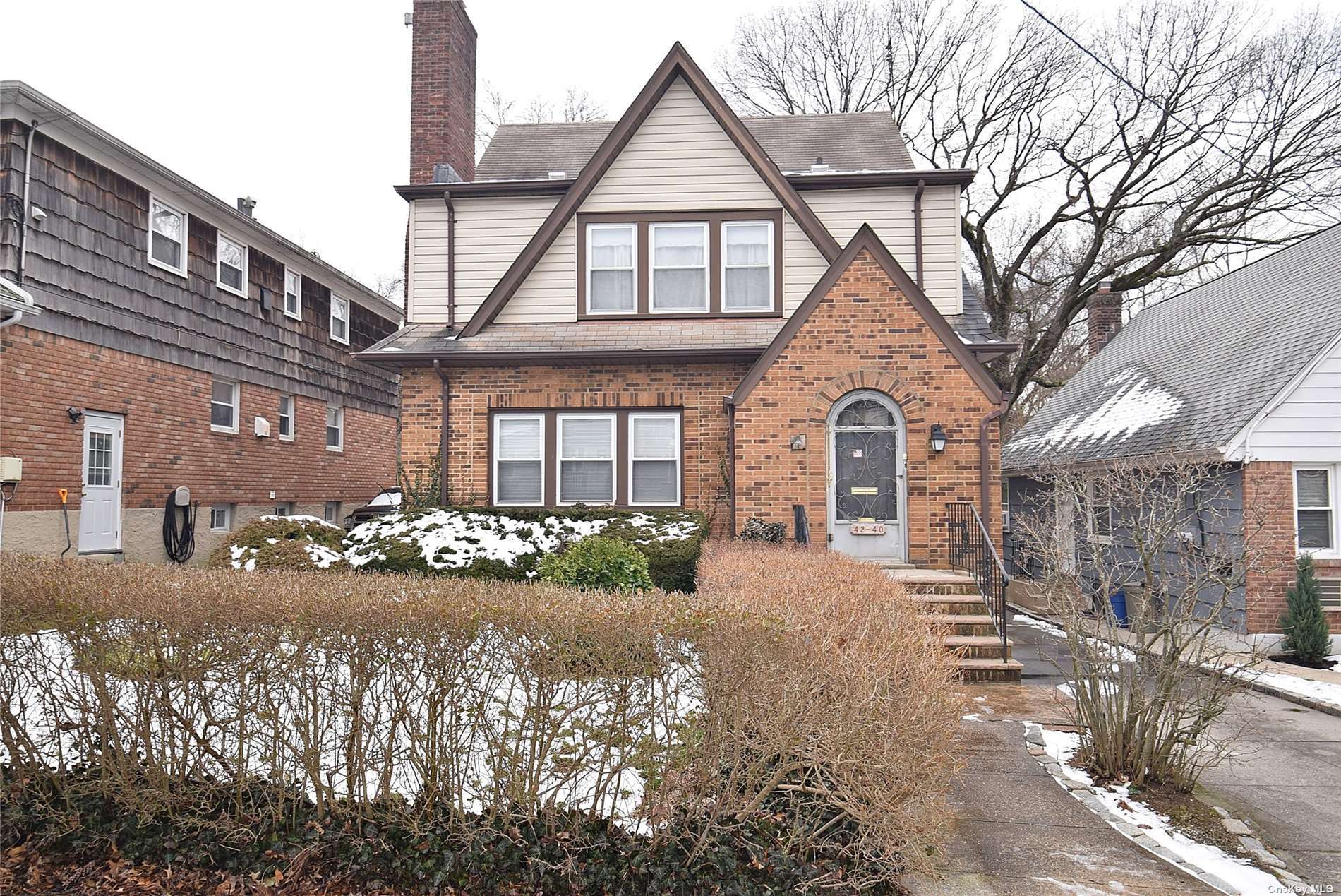 #1 photo, 42-40 247 Street, 皇后區 小頸 Little Neck , NY 11363