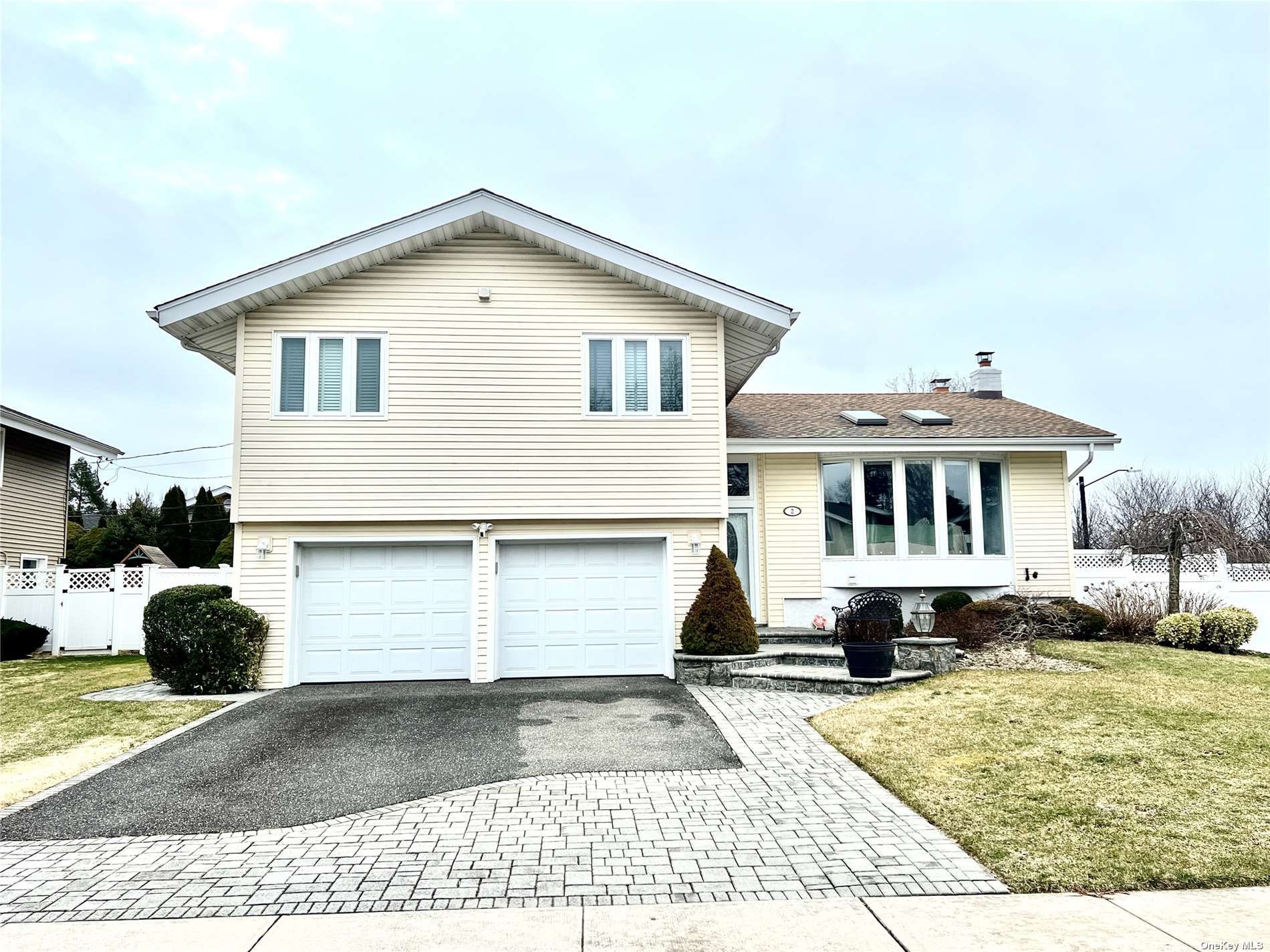 #1 photo, 2 Fair Lane, 長島 傑里科 Jericho , NY 11753