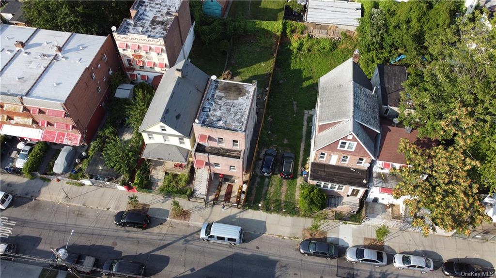 #1 photo, 759 E 218th Street, 布朗士 Bronx , NY 10467