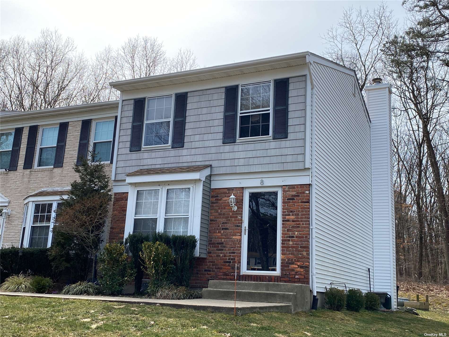 #1 photo, 8 Thornton Commons, 东长岛 Yaphank , NY 11980