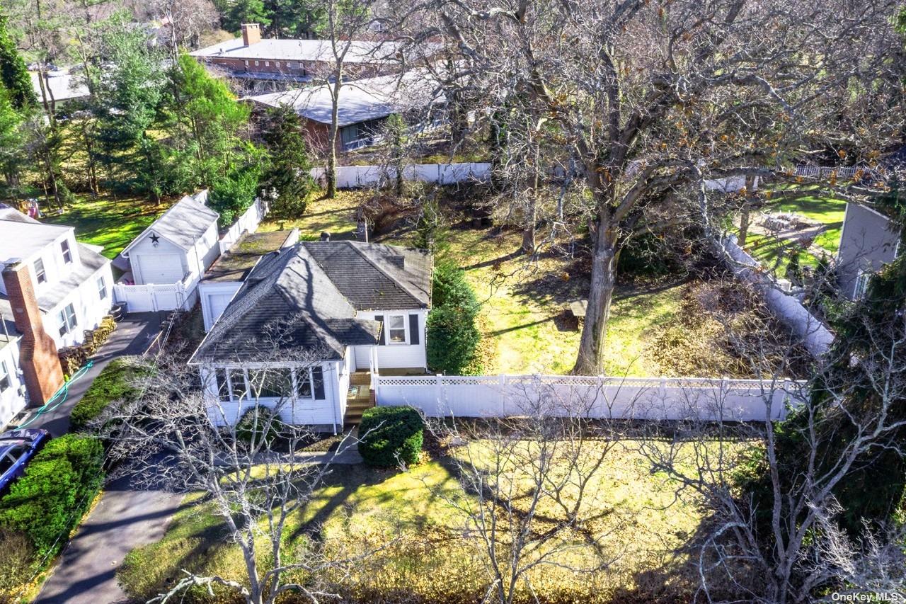 #1 photo, 32 Annette Avenue, Smithtown , NY 11787