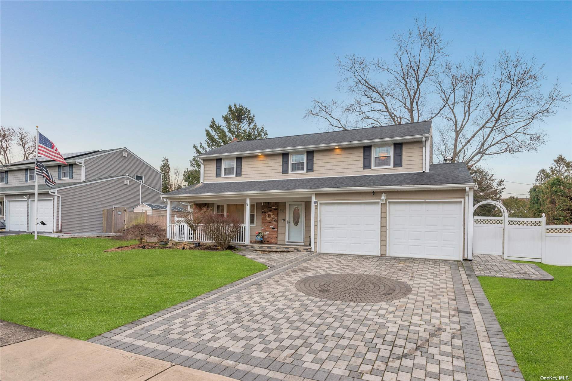 #1 photo, 36 Longstreet Drive, 東長島 Lake Grove , NY 11755