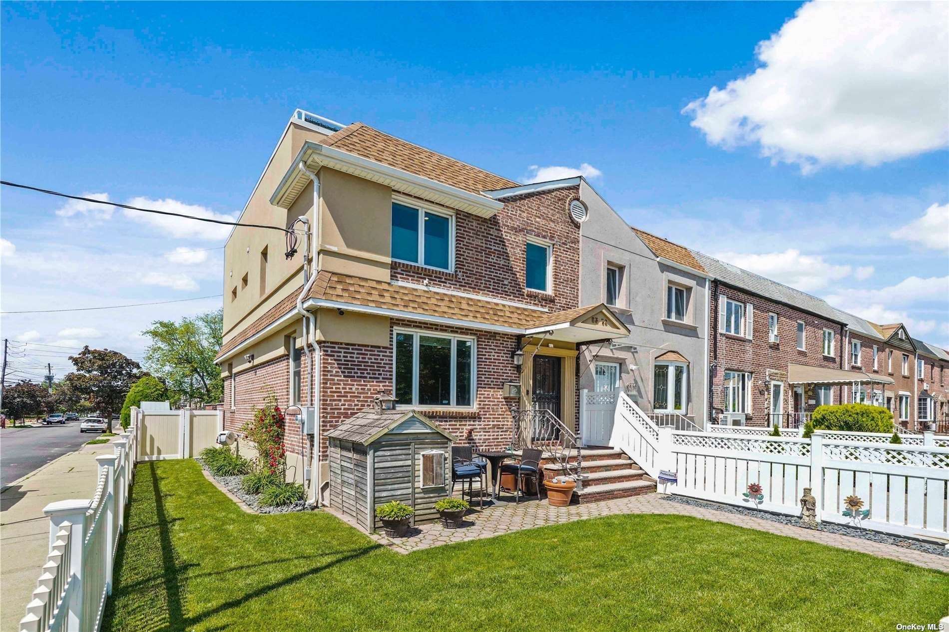 #1 photo, 63-78 76th Street, 皇后區 中村 Middle Village , NY 11379