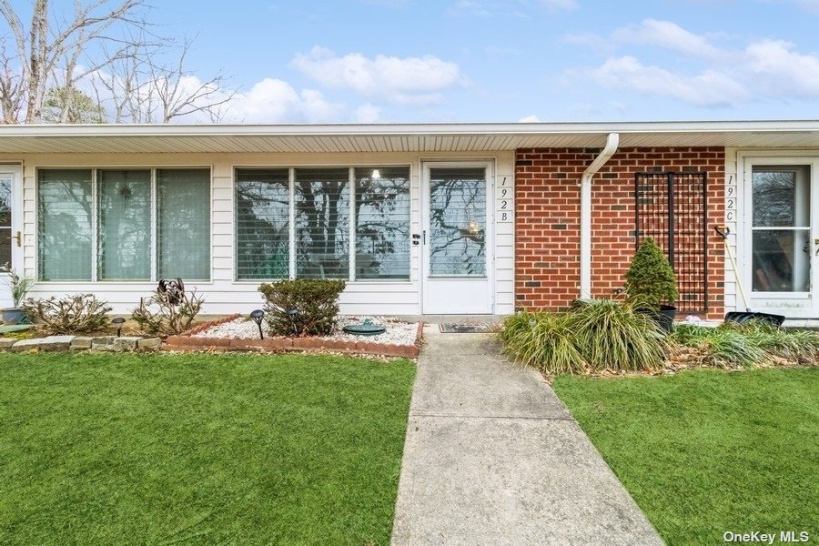 #1 photo, 192 Ventry, 東長島 Ridge , NY 11961