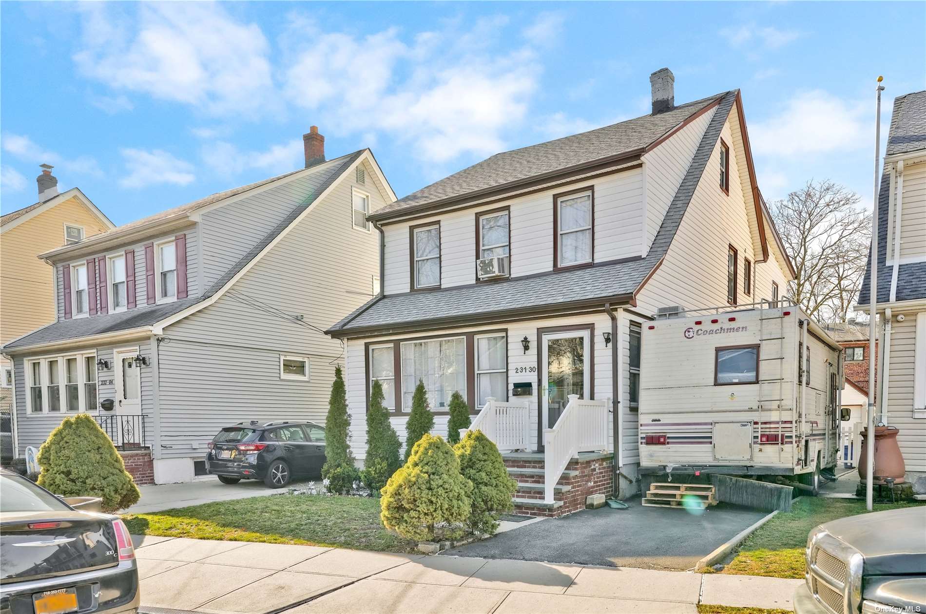 #1 photo, 231-30 87th Avenue, 皇后區 Bellerose , NY 11426