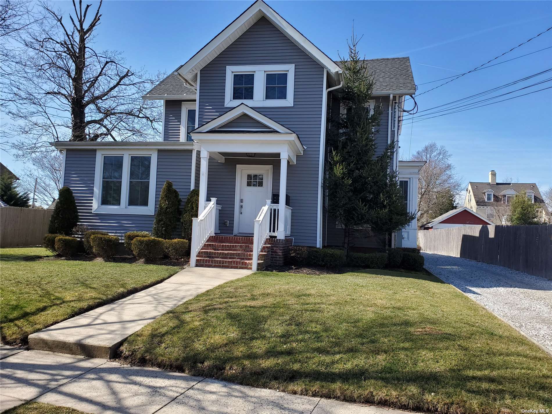 #1 photo, 172 Fire Island Avenue, 东长岛 Babylon , NY 11702