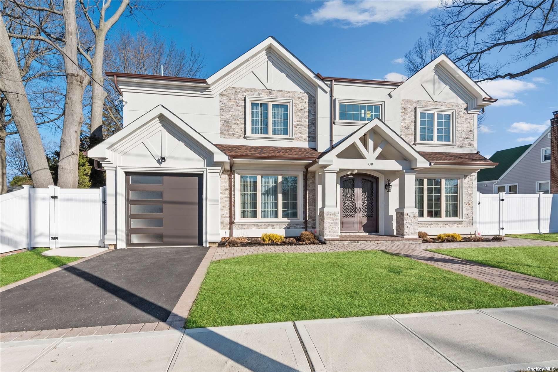 #1 photo, 80 John Street, 長島 Hicksville , NY 11801