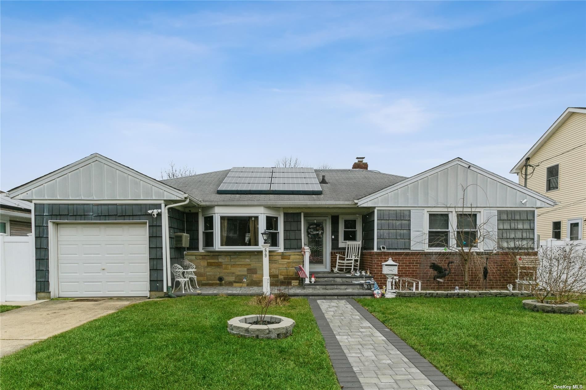 #1 photo, 59 Doris Avenue, 長島 Franklin Square , NY 11010