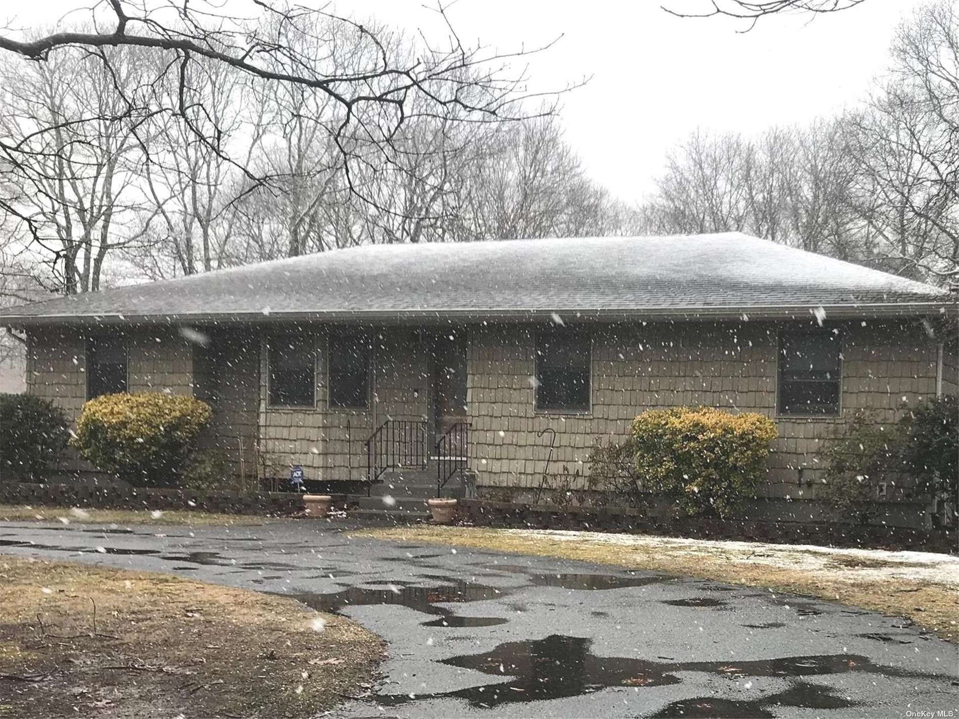 #1 photo, 161 Mastic Beach Road, 東長島 Mastic Beach , NY 11951