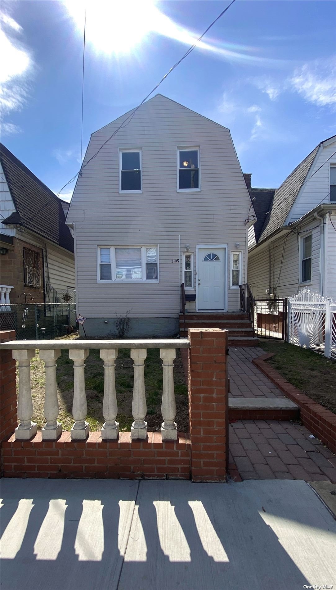 #1 photo, 21-09 Nameoke Avenue, 皇后区 Far Rockaway , NY 11691