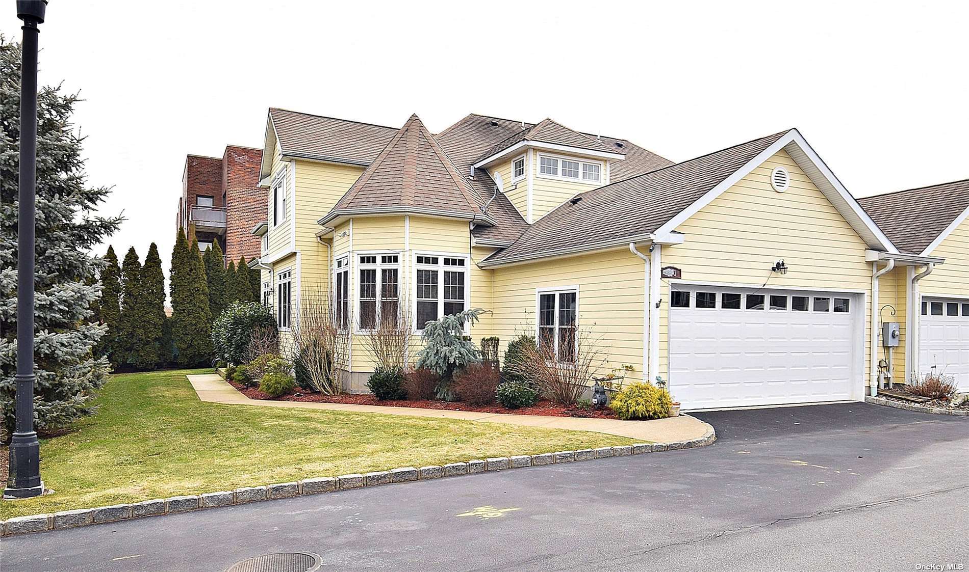 #1 photo, 273 S  Ocean Avenue, 長島 Freeport , NY 11520