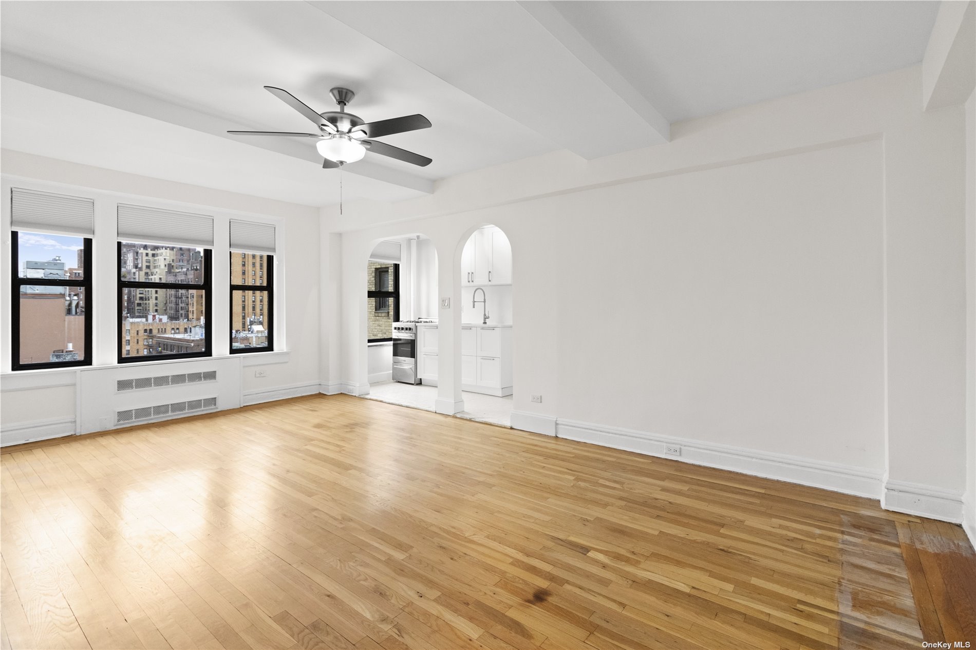 #1 photo, 319 E 50th Street, 曼哈頓 中城东区 319 East 50th Street , NY 10022