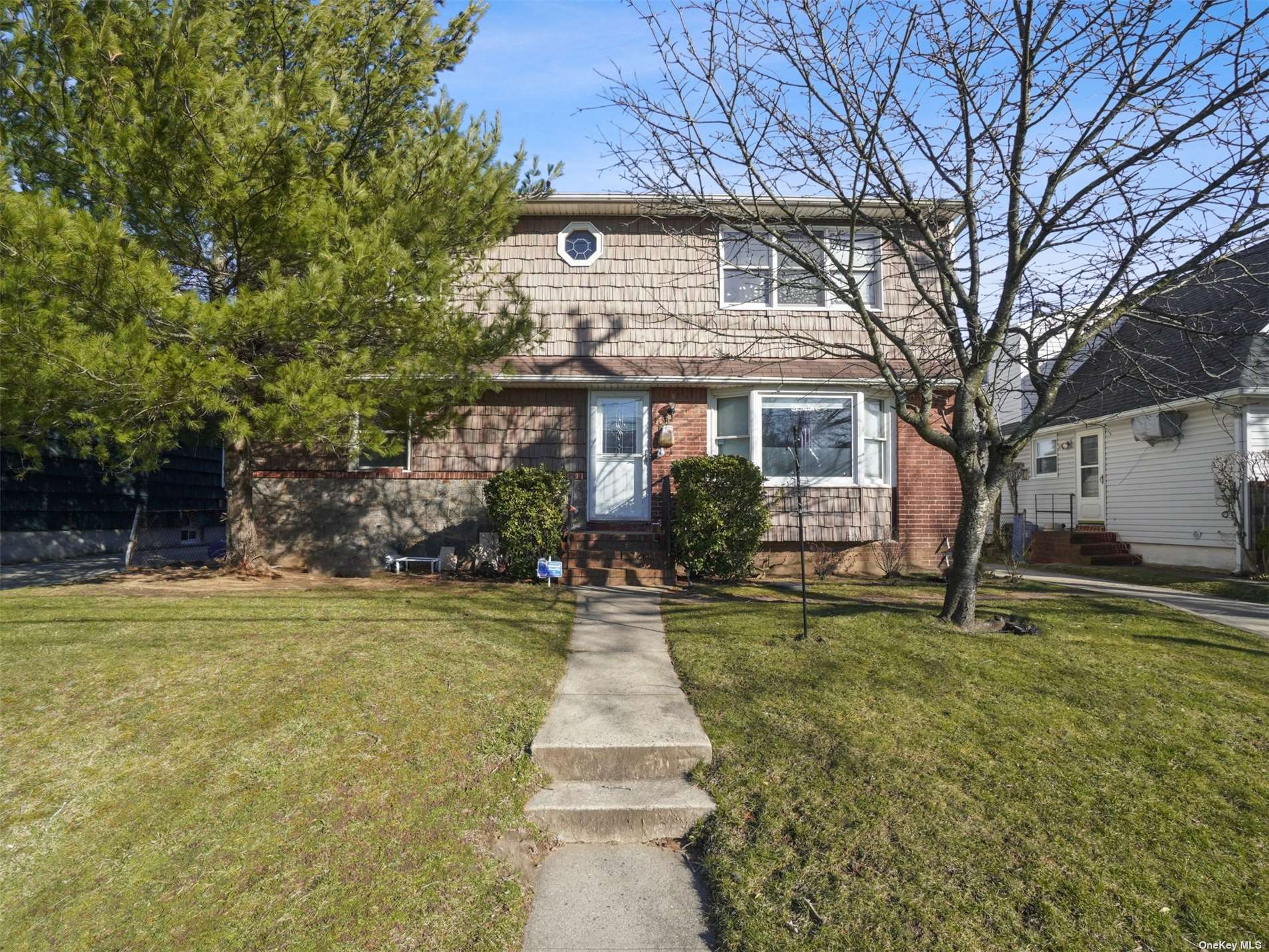 #1 photo, 131 Terrace Place, 長島 Valley Stream , NY 11580