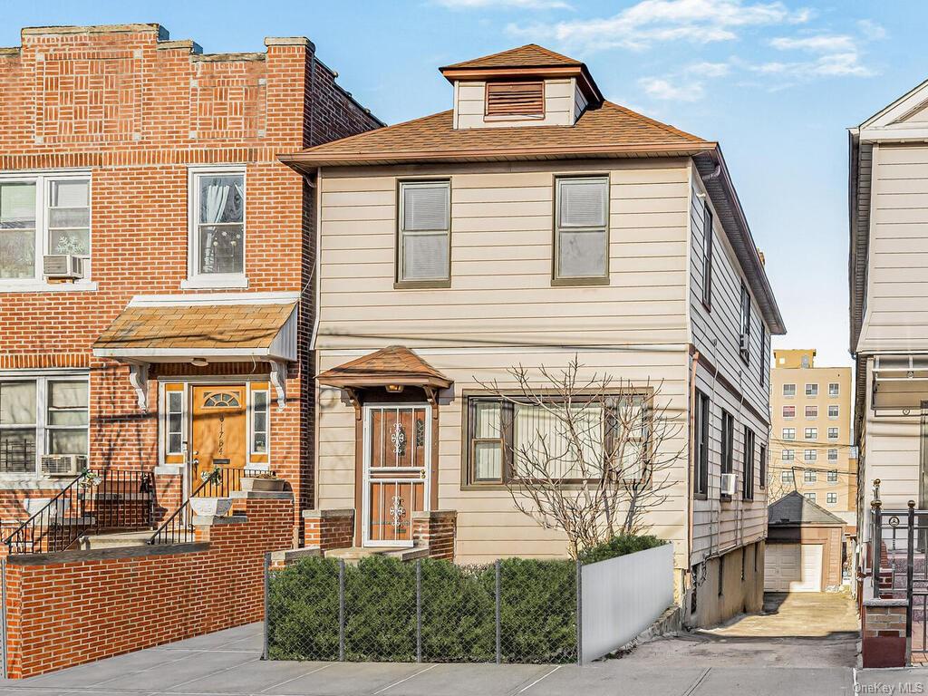 #1 photo, 1730 Mahan Avenue, 布朗士 Bronx , NY 10461