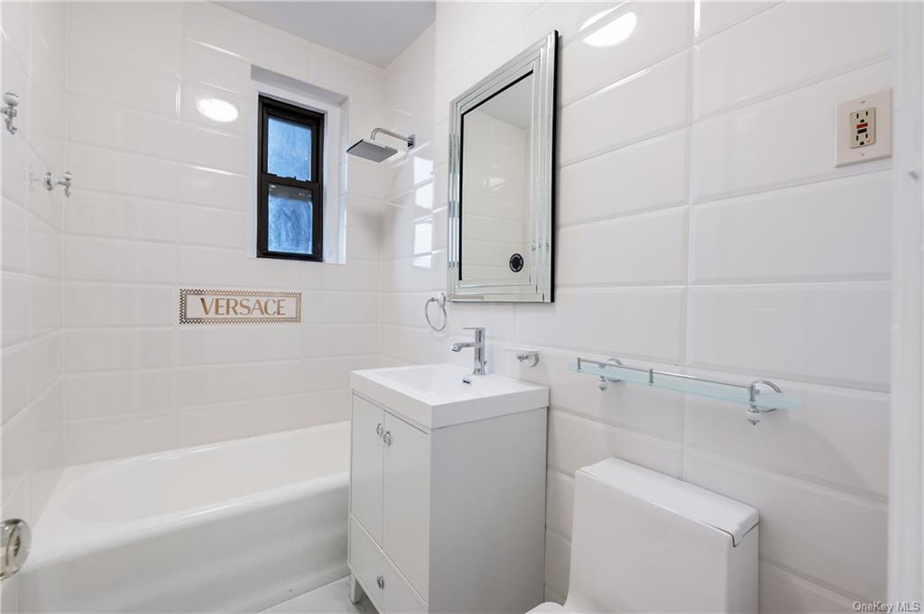 #1 photo, 44-14 Newtown Road, 皇后區 阿士多利亚 Astoria , NY 11103