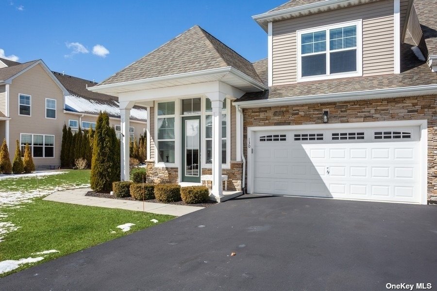 #1 photo, 130 Grace Hall Lane, 東長島 Yaphank , NY 11980