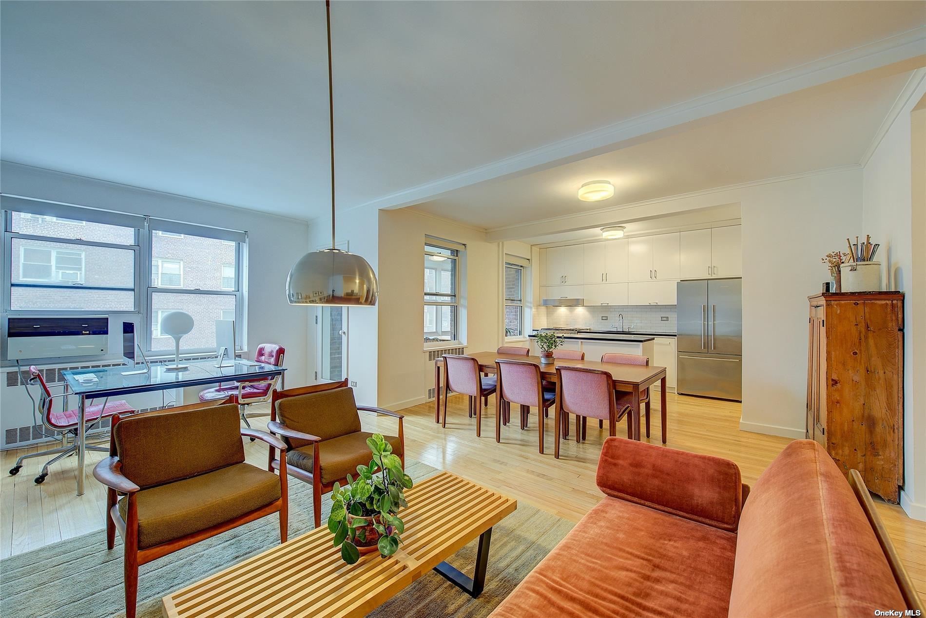 #1 photo, 67-66 108th Street, 皇后區 森林小丘 Forest Hills , NY 11375