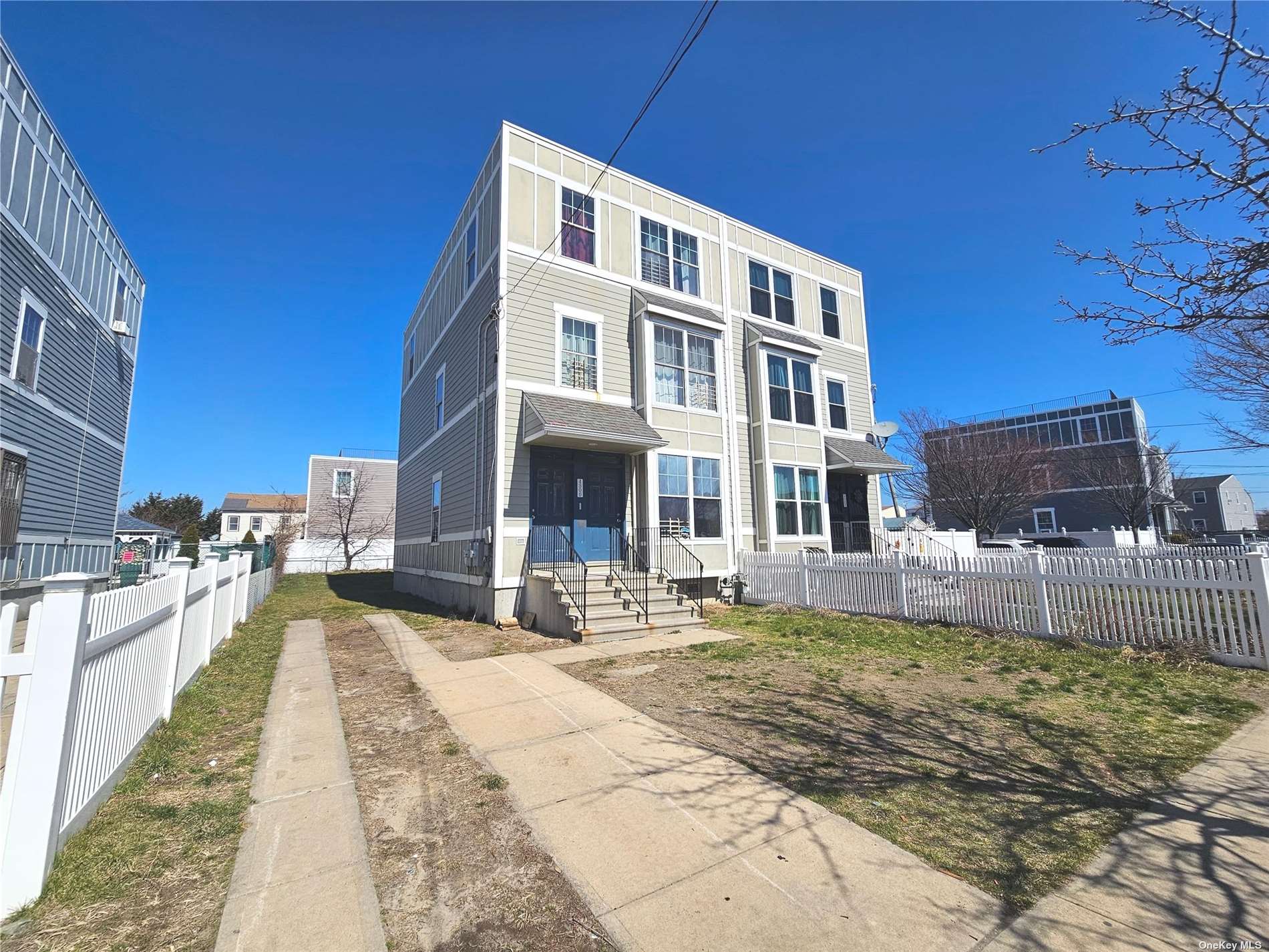 #1 photo, 43-06 Rockaway Beach Boulevard, 皇后区 Far Rockaway , NY 11691