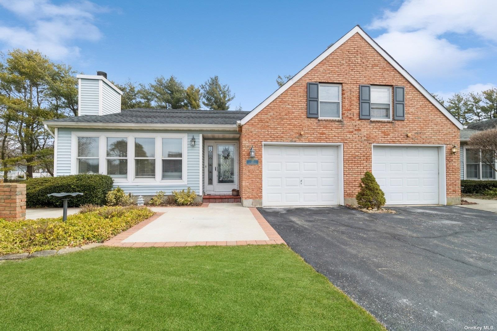 #1 photo, 37 Standish Drive, 東長島 Mount Sinai , NY 11766