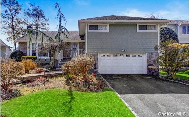 #1 photo, 129 W Greenwich Avenue, 長島 Roosevelt , NY 11575