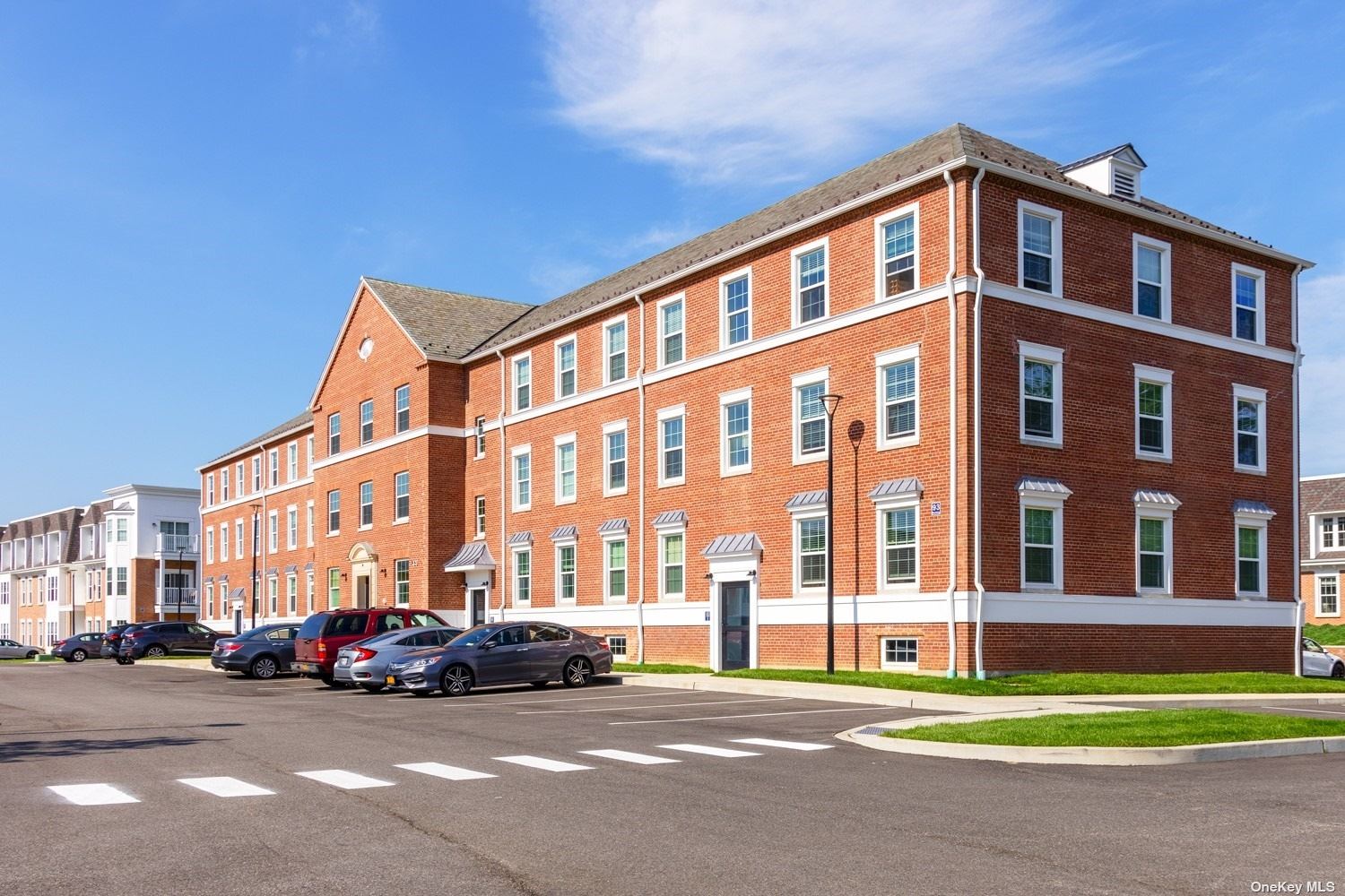 #1 photo, 75 Circle Drive, 东长岛 Central Islip , NY 11722