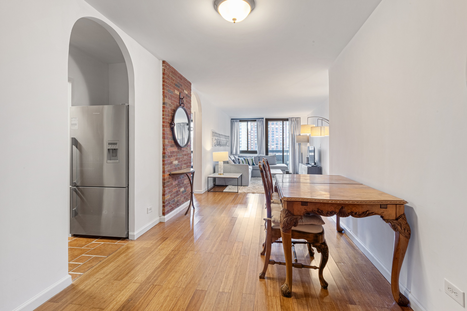 #1 photo, 347 West 57th Street, 曼哈顿 中城西区 Midtown West , New York 10019