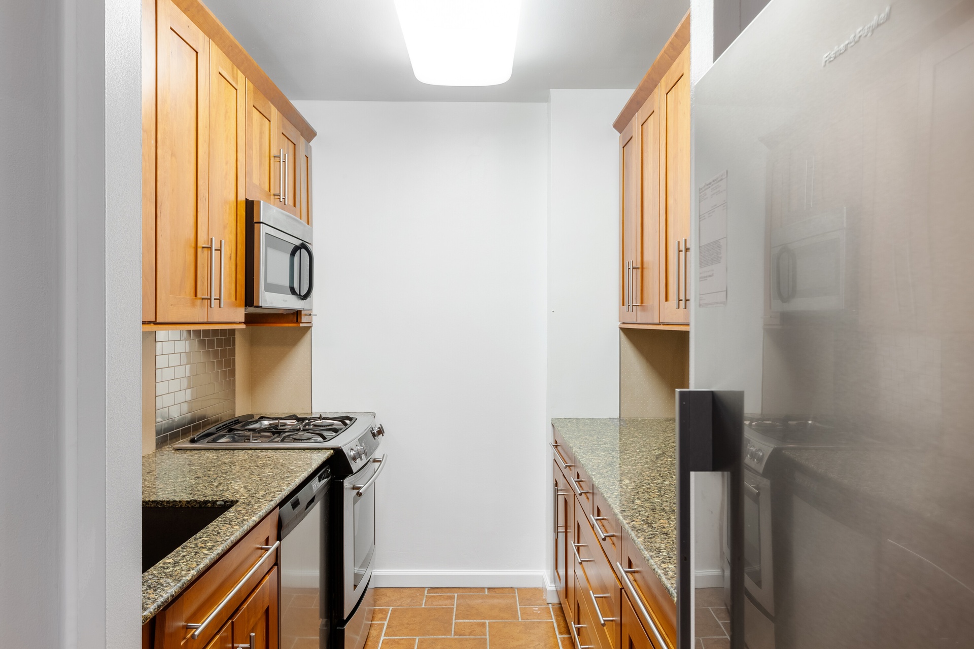 #6 photo, 347 West 57th Street, 曼哈顿 中城西区 Midtown West , New York 10019